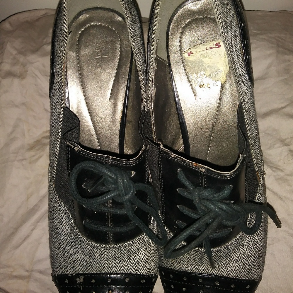 Apt.9 thick high heel Sz 10